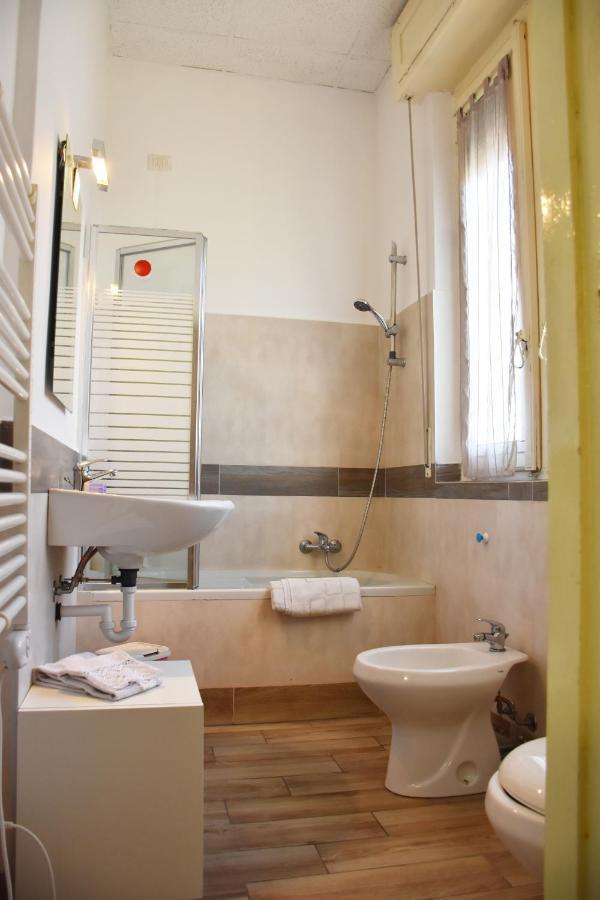 B&B Via Roma Бернате-Тичино Экстерьер фото